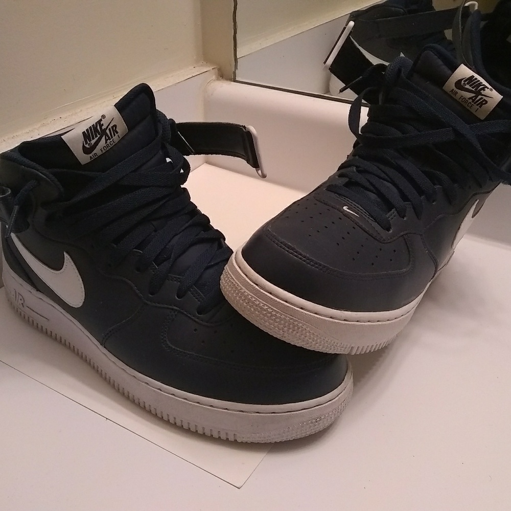 Air Force 1 Midnight Navy Blue Obsidian White